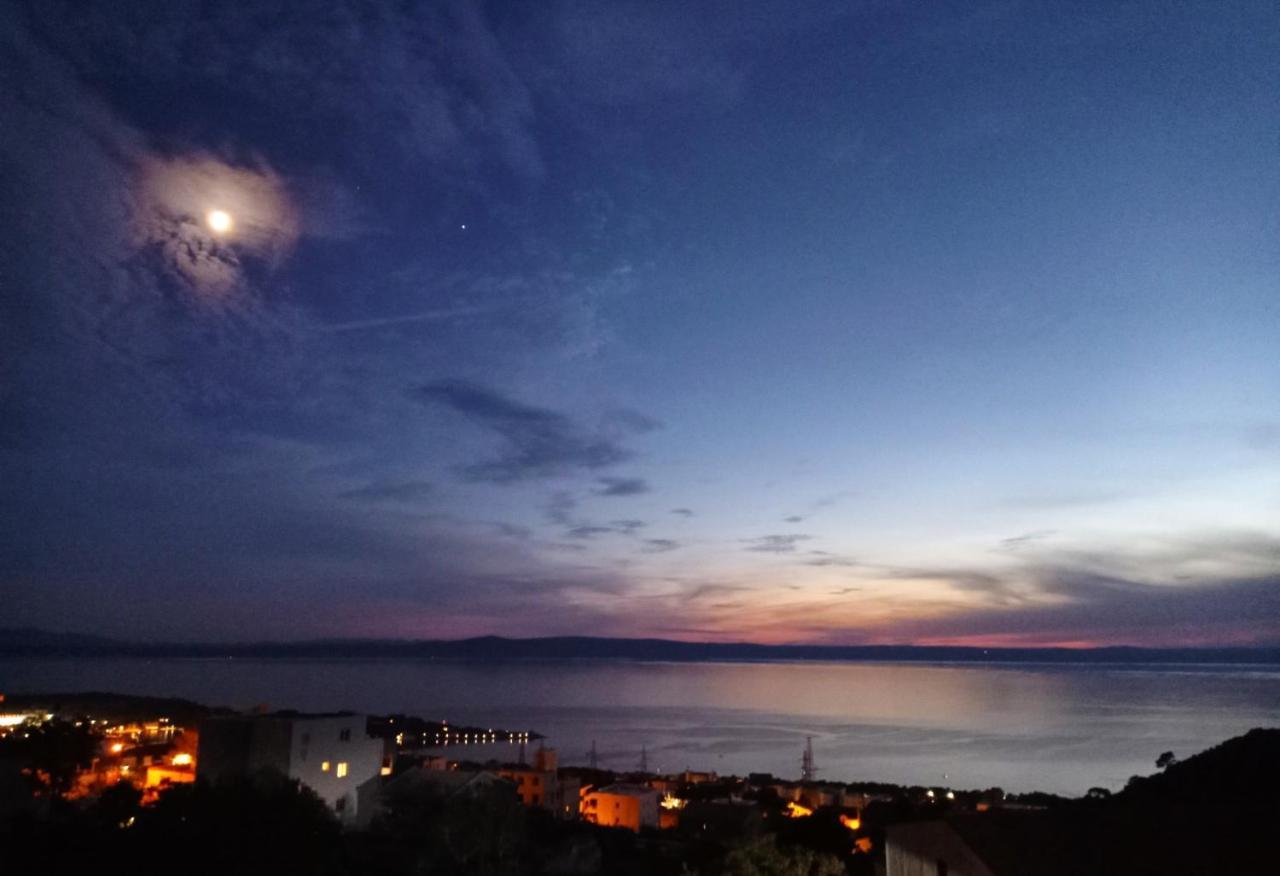 Apartments Fiona - Away From City Crowds Makarska Exterior foto